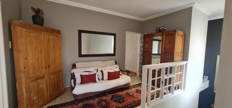 5 Bedroom Property for Sale in Myburgh Park Western Cape